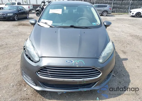 2018 Ford Fiesta Se z USA, uszkodzony, nr VIN 3FADP4BJ0JM138152